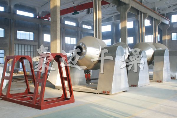 SZG系列雙錐回轉(zhuǎn)真空干燥機(jī)