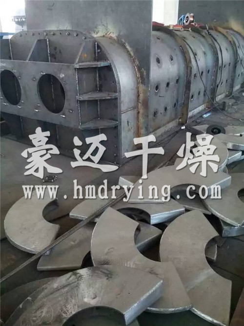 豪邁干燥污泥干燥機(jī)制作現(xiàn)場(chǎng)