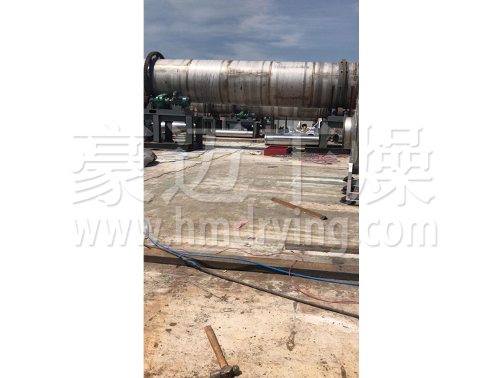 HZG系列回轉(zhuǎn)滾筒干燥機