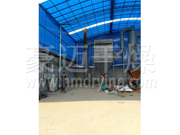 XSG系列旋轉(zhuǎn)閃蒸干燥機(jī)