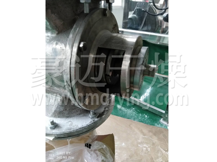 XSG系列旋轉(zhuǎn)閃蒸干燥機(jī)