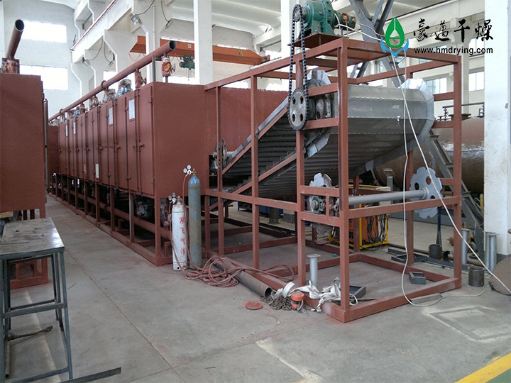 新型網(wǎng)帶式干燥機(jī)