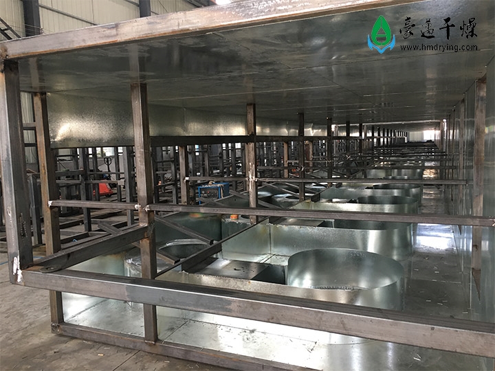 新型網(wǎng)帶式干燥機(jī)