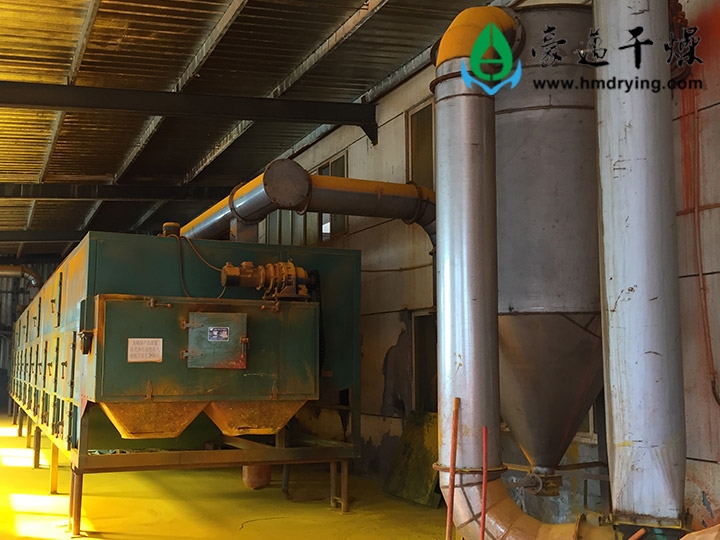 氧化鐵無機(jī)顏料干燥機(jī)